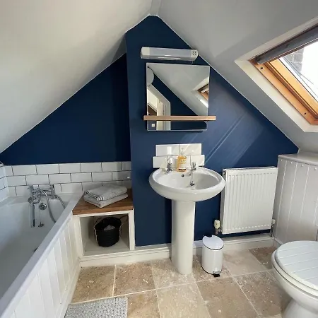 Stylish 2 Bedroom Apartment Close To Beaches Fakenham Exterior foto